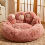 Fluffy Paw-Shaped Calming Pet Bed – Cozy Winter Nest - Imagen 8