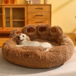 Fluffy Paw-Shaped Calming Pet Bed – Cozy Winter Nest - Imagen 9